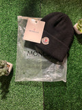 Moncler sapka egy méret