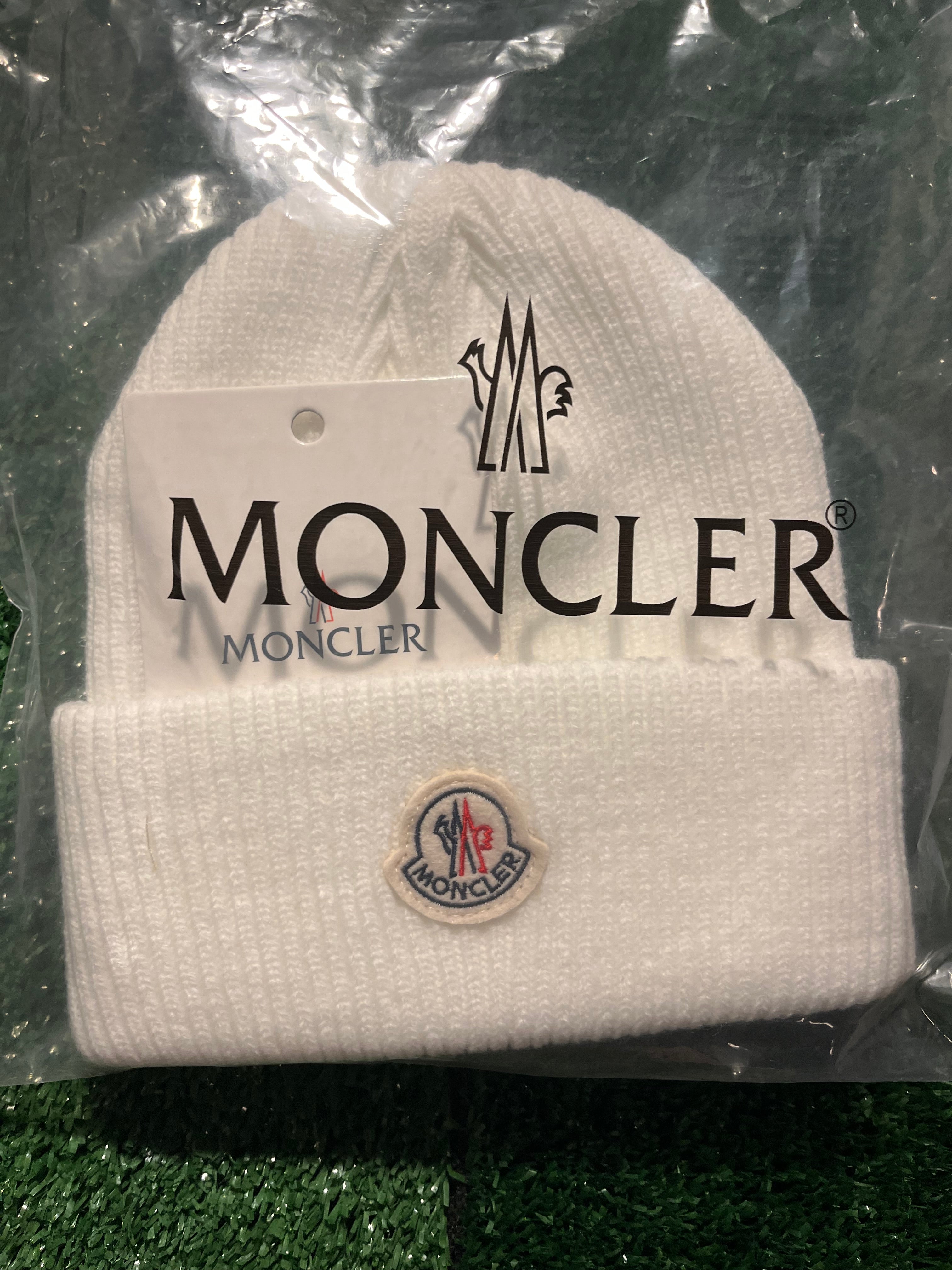 Moncler beanie one size